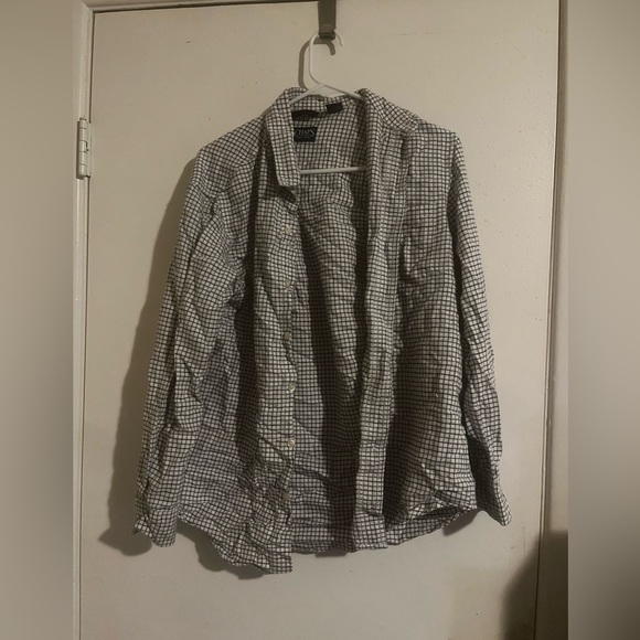 Long Sleeve Sustainable Stretch Woven Button Up Shirt - Picture 1 of 4